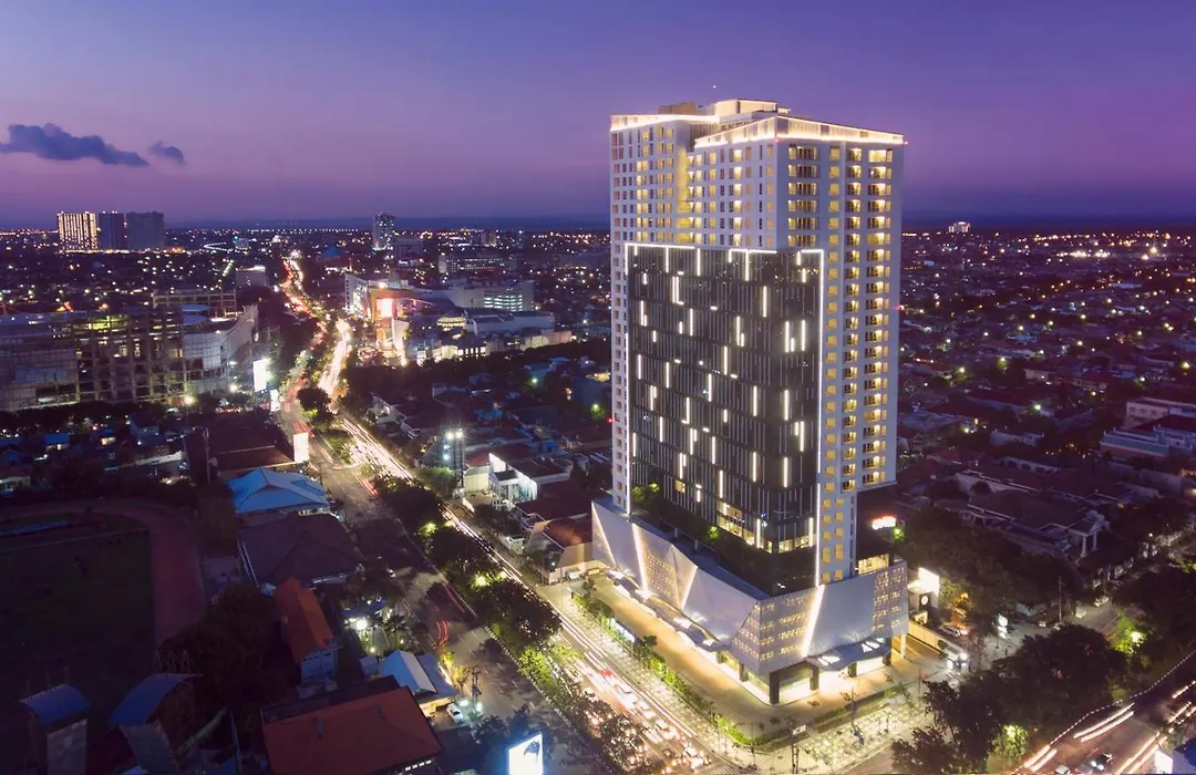 Oakwood Hotel & Residence Surabaya-1