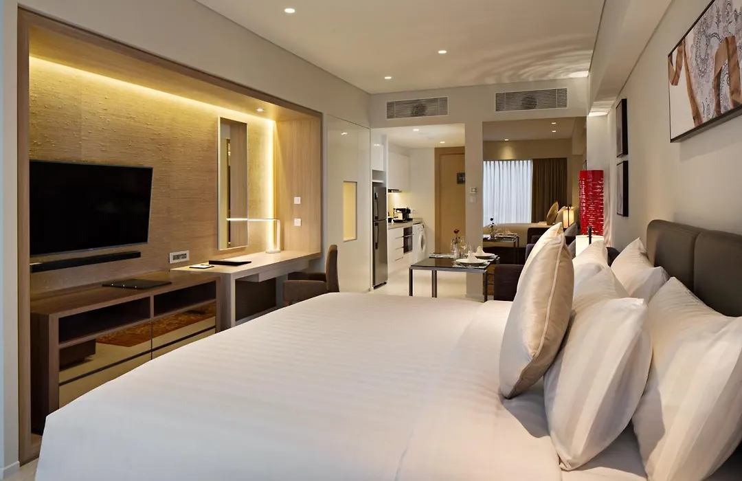 Oakwood Hotel&Residence Surabaya-1