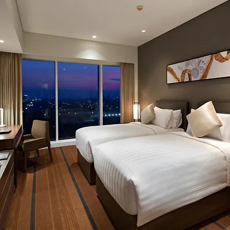 Oakwood Hotel & Residence Surabaya-3