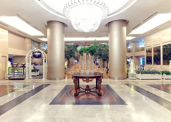 Garden Palace Hotel Surabaya